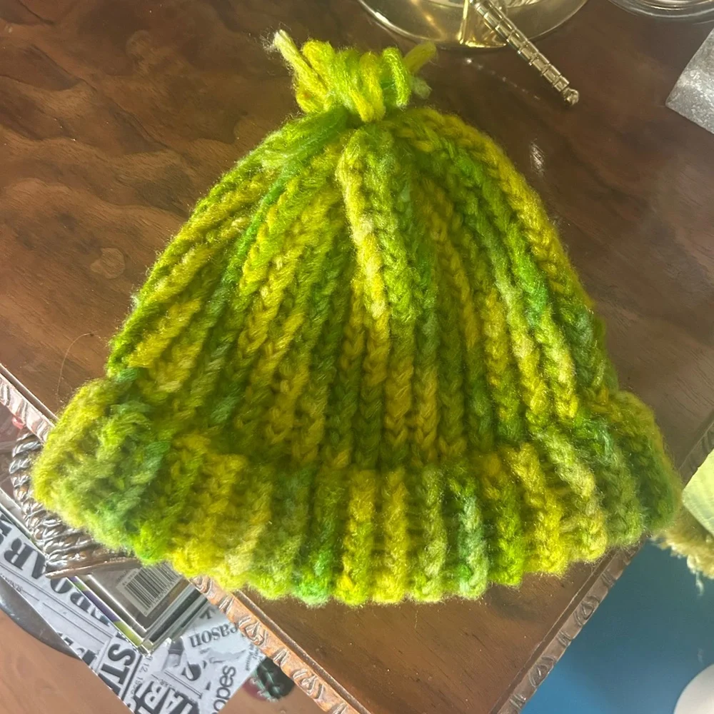 Vintage Green Knitted Beanie - Picture 2 of 10